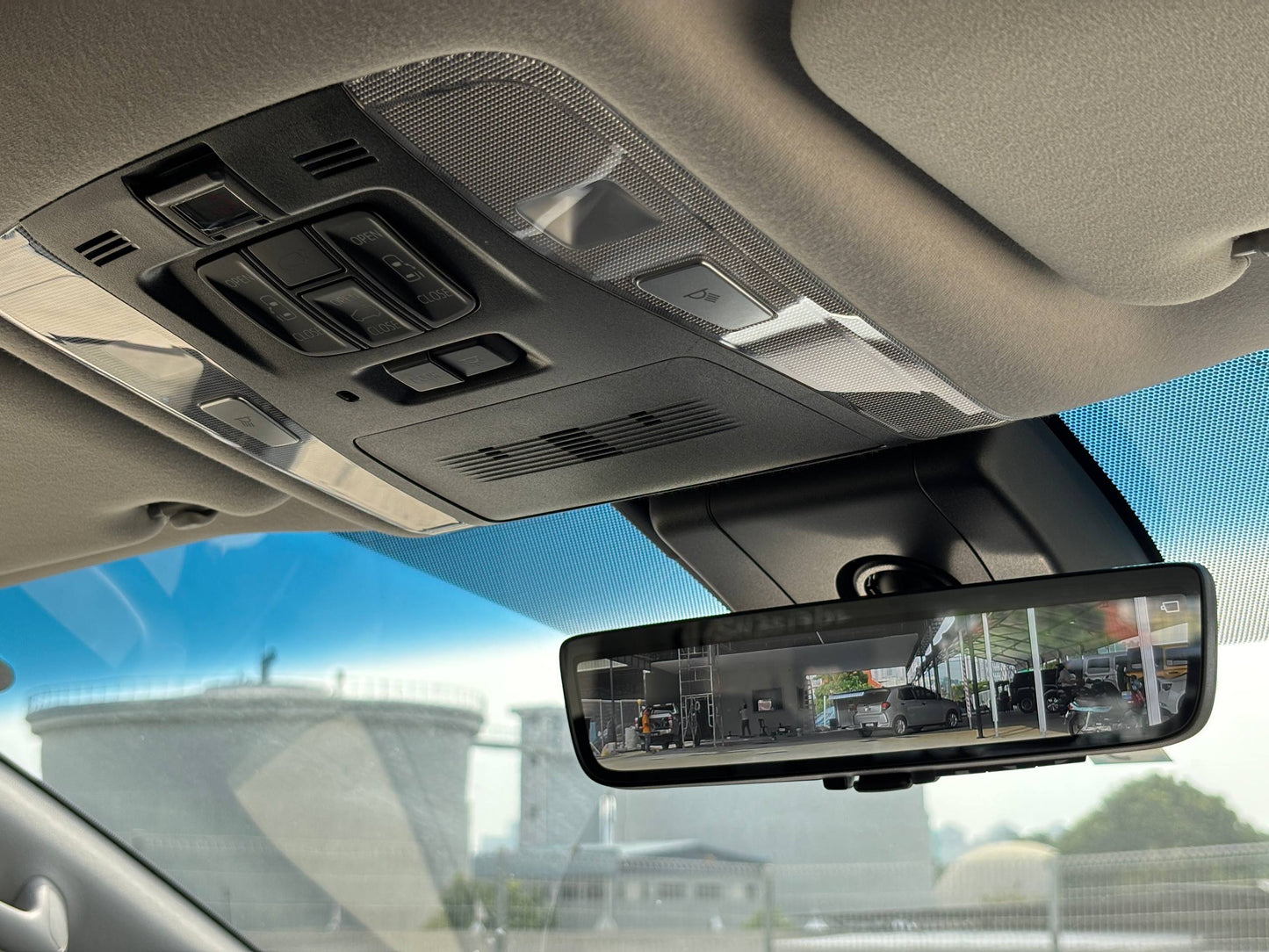 ALPHARD 2.5 SC PACKAGE MODELLISTA