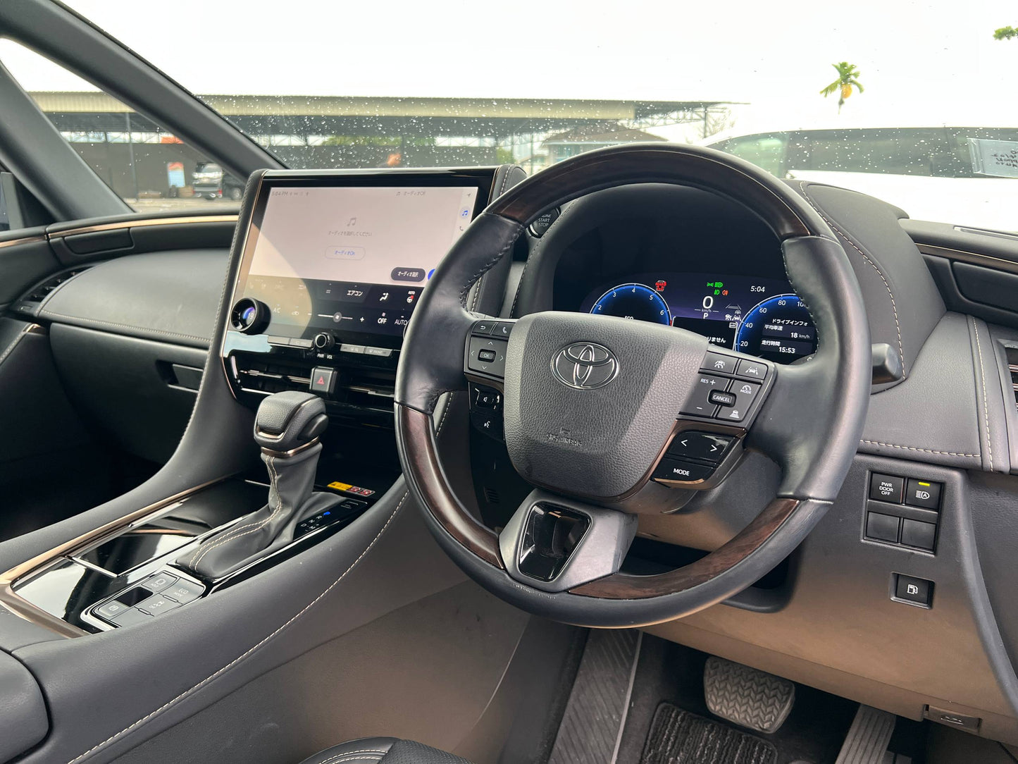 TOYOTA ALPHARD Z MODELLISTA