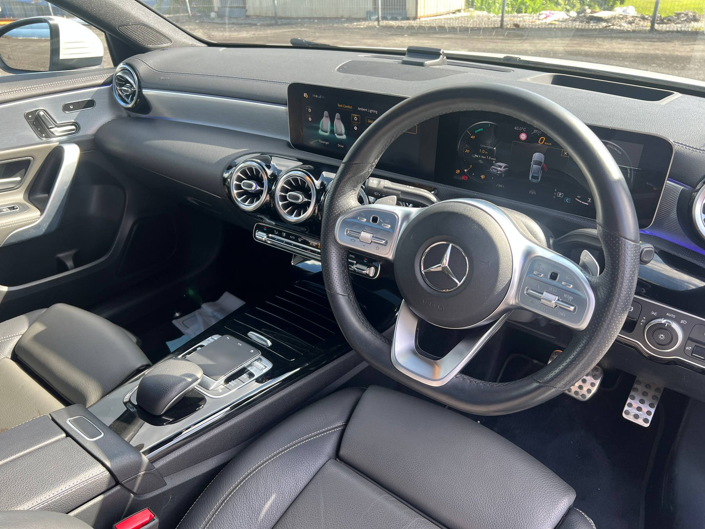 A180 AMG SEDAN 1.3T LEATHER EXCLUSIVE PACK