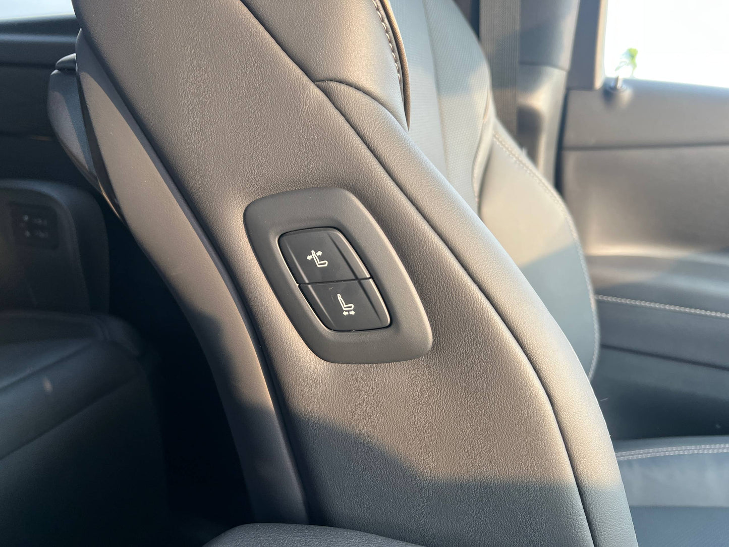 ALPHARD 2.5 Z (NEW MODEL)