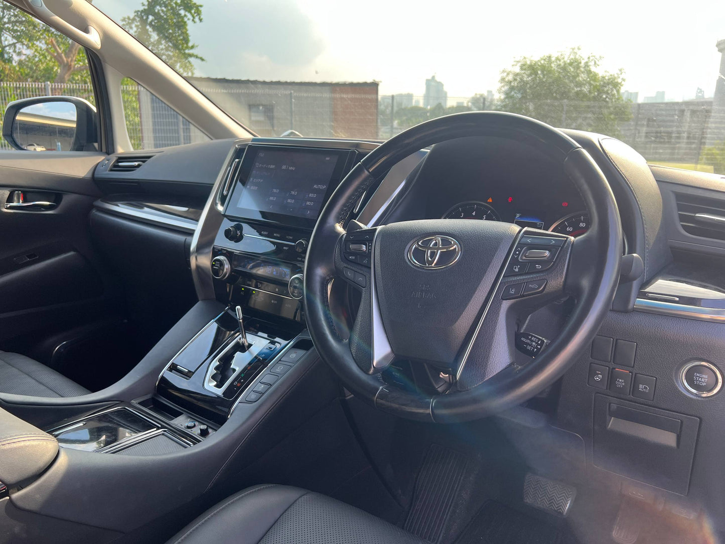 ALPHARD 2.5 SC PACKAGE MODELLISTA