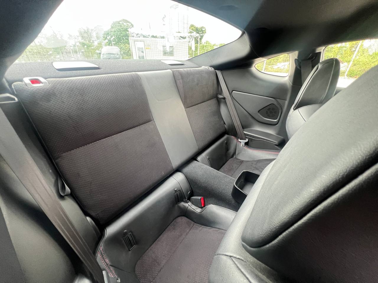 2022 TOYOTA GR86 2.4 RZ (6MT)