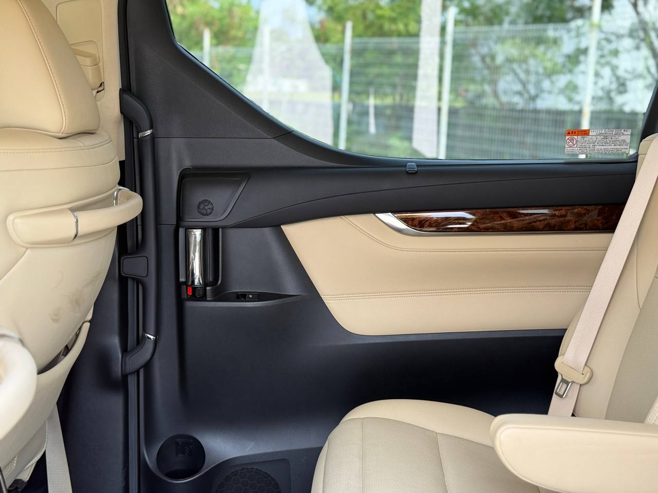 2020 TOYOTA ALPHARD 2.5 G FACELIFT