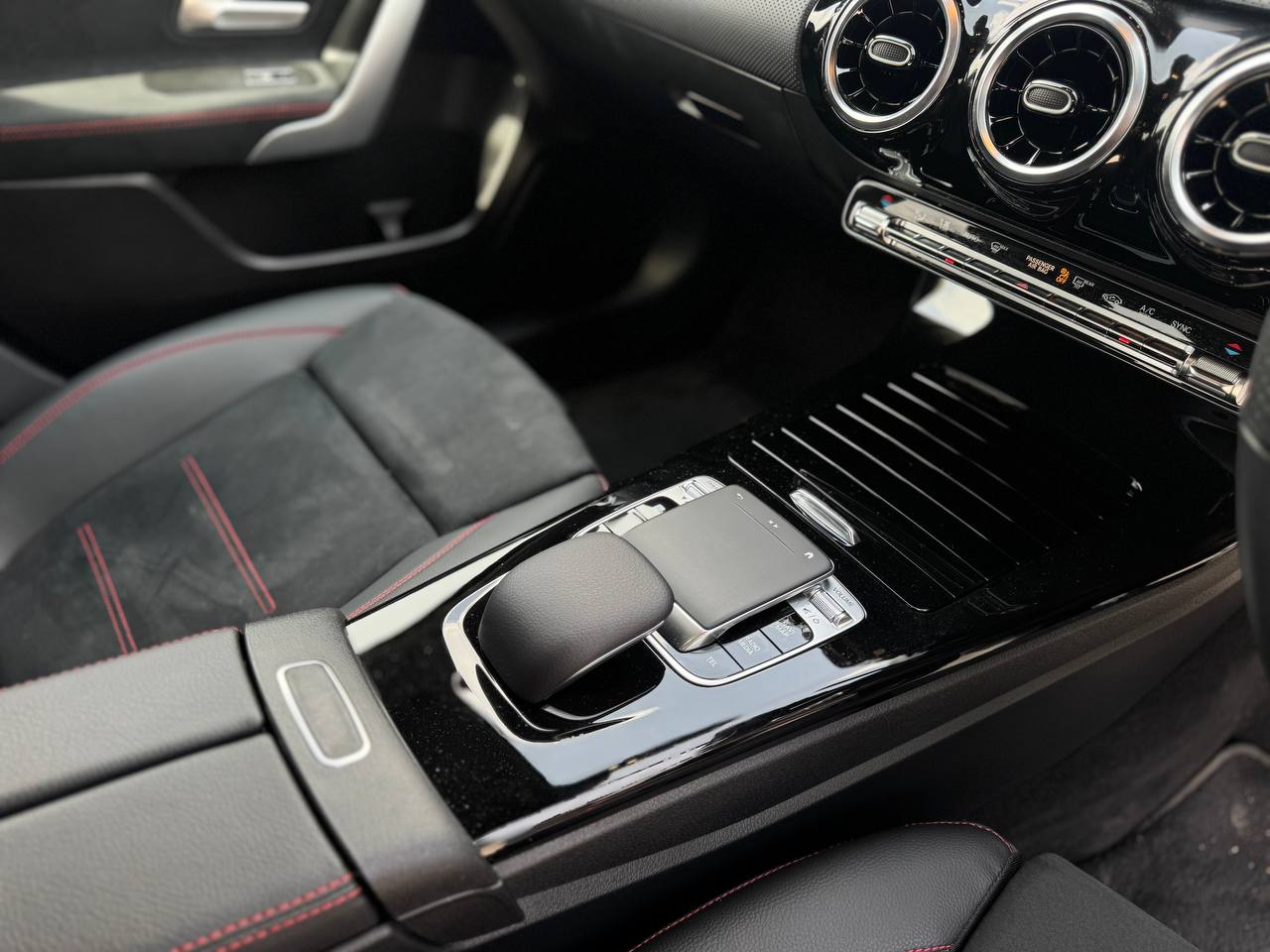 2020 MERCEDES BENZ A180 AMG SEDAN 1.3T