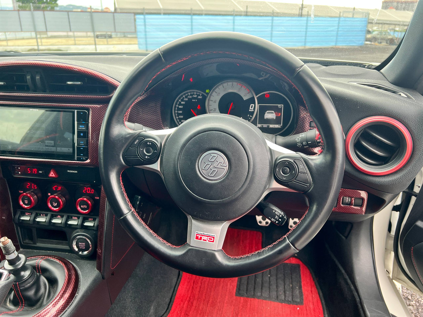 TOYOTA 86 GT 2.0 (6MT)