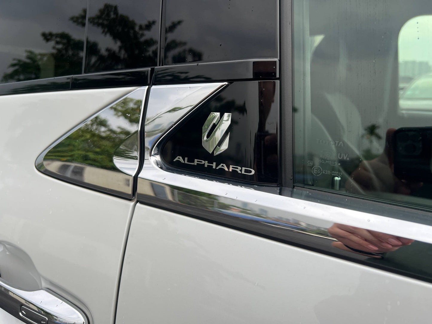 ALPHARD 2.5 Z NEW MODEL