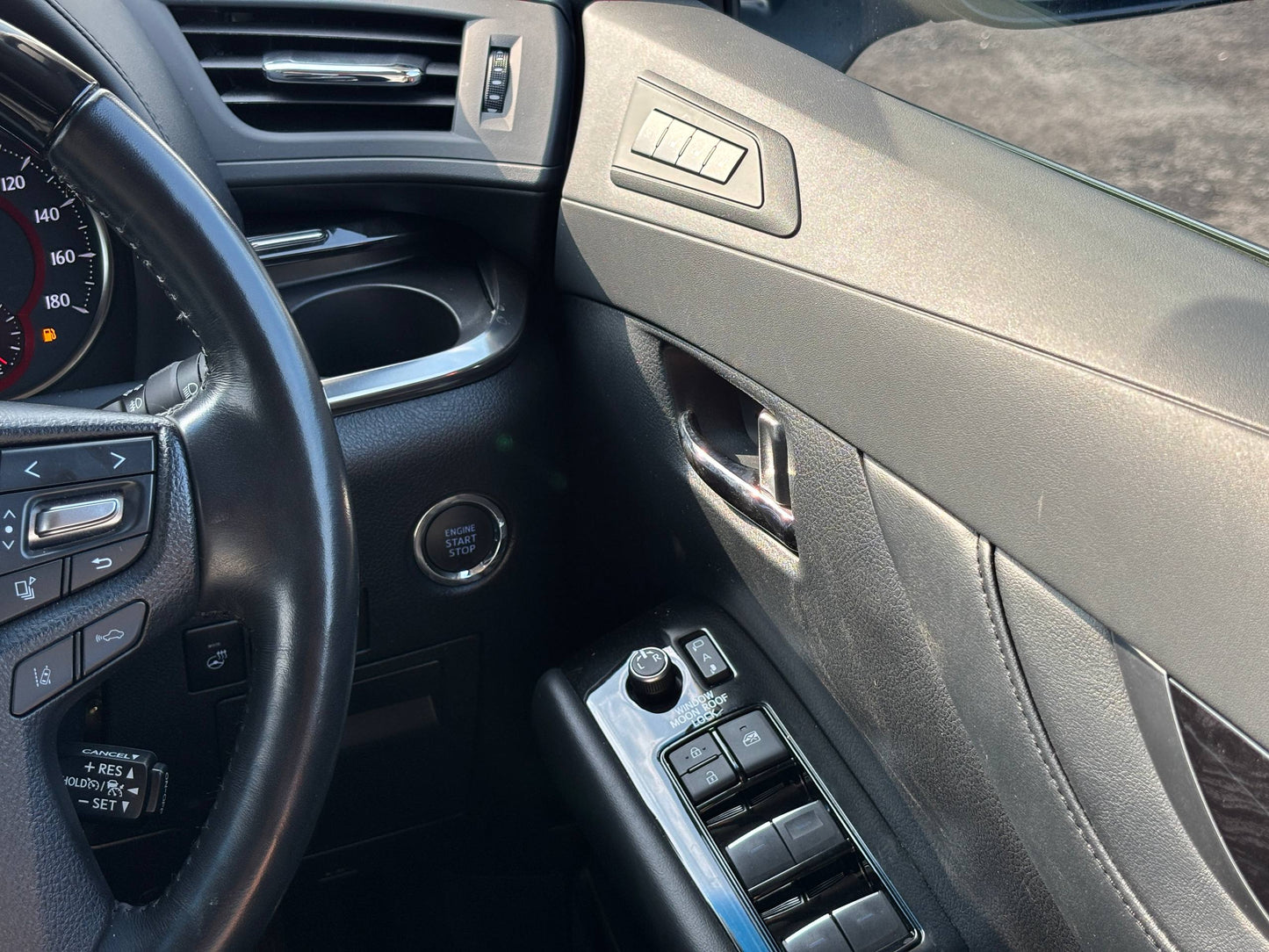 ALPHARD 2.5 SC PACKAGE MODELLISTA