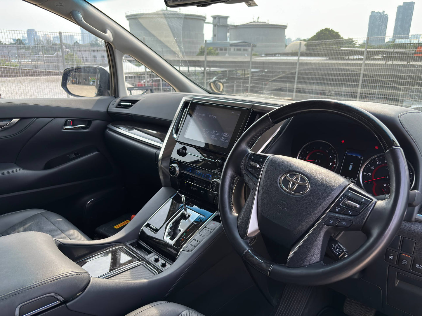 ALPHARD 2.5 SC PACKAGE MODELLISTA