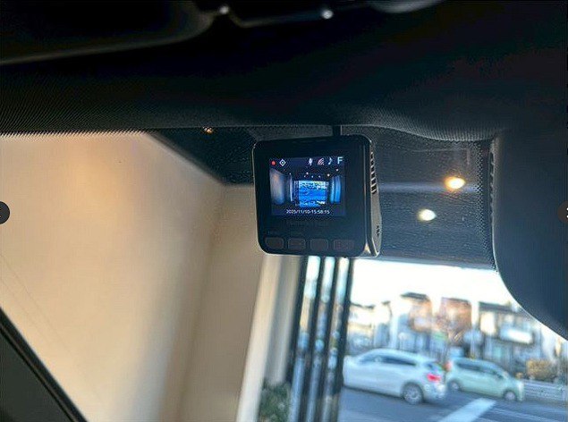 MERCEDES-BENZ GLC300 AMG LINE 4MATIC 2.0T