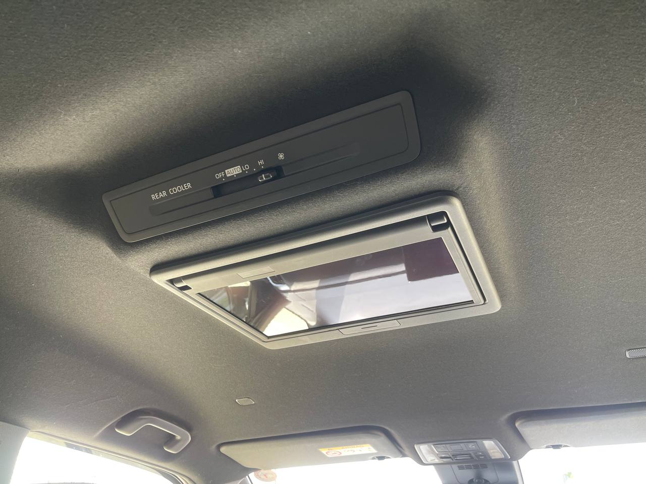 VOXY 2.0 S-G (NEW MODEL)