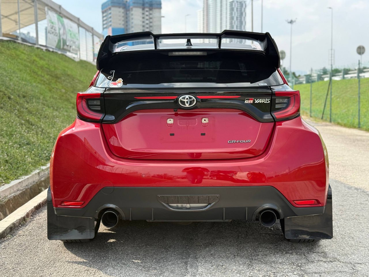 TOYOTA GR YARIS RZ 1.6 (MT)