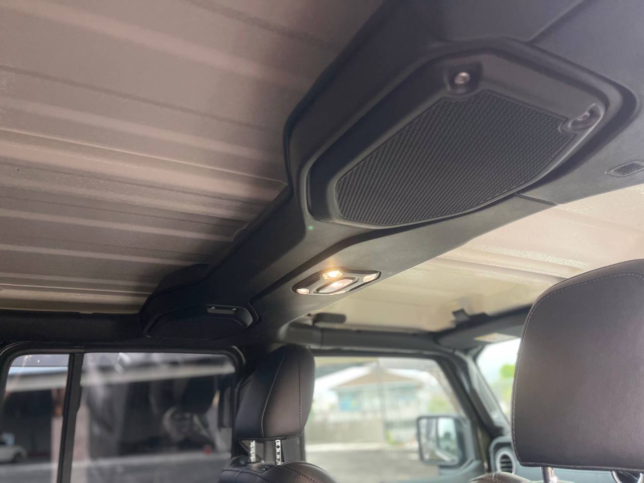 JEEP WRANGLER UNLIMITED SAHARA 4WD 2.0T