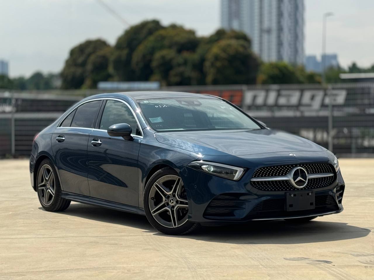 2020 MERCEDES BENZ A180 AMG SEDAN 1.3T