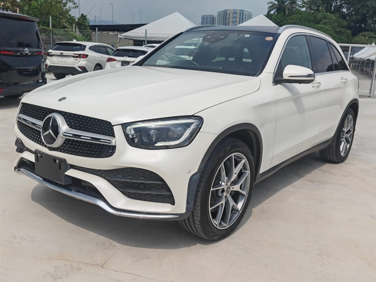2022 MERCEDES BENZ GLC300 AMG LINE 4 MATIC 2.0T