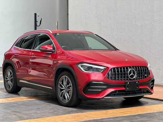 MERCEDES-BENZ GLA35 2.0