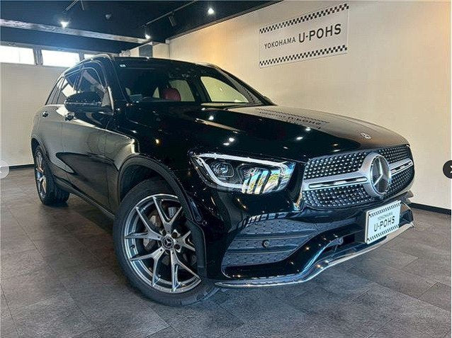 MERCEDES-BENZ GLC300 AMG LINE 4MATIC 2.0T