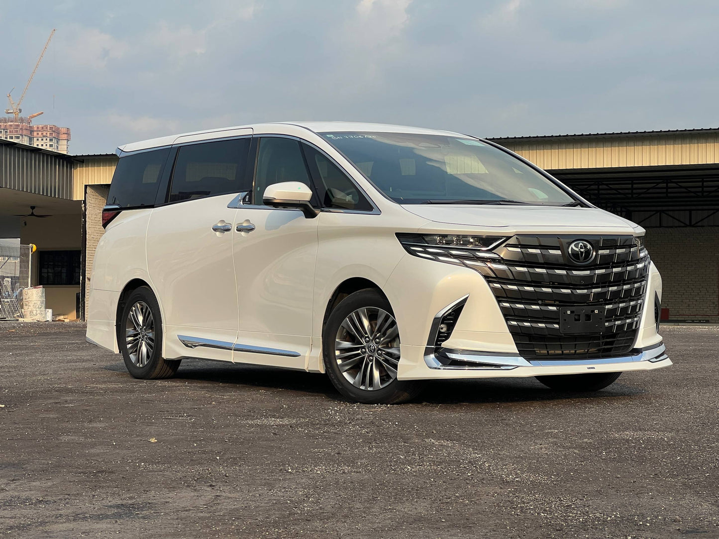 ALPHARD 2.5 Z (NEW MODEL)