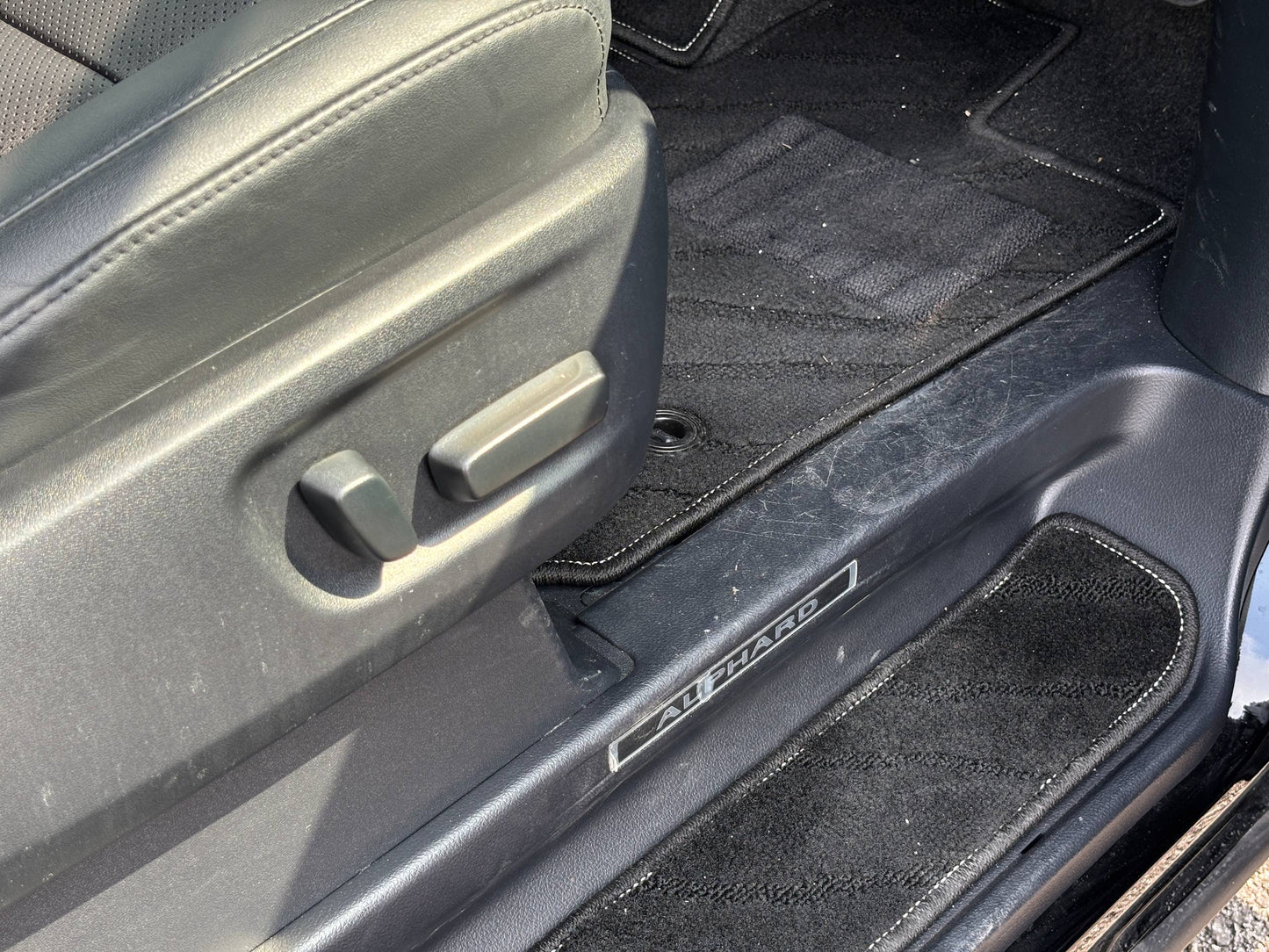 ALPHARD 2.5 SC PACKAGE MODELLISTA