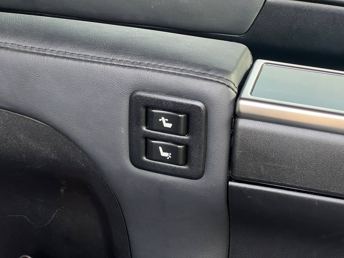 ALPHARD 2.5 SC PACKAGE MODELLISTA