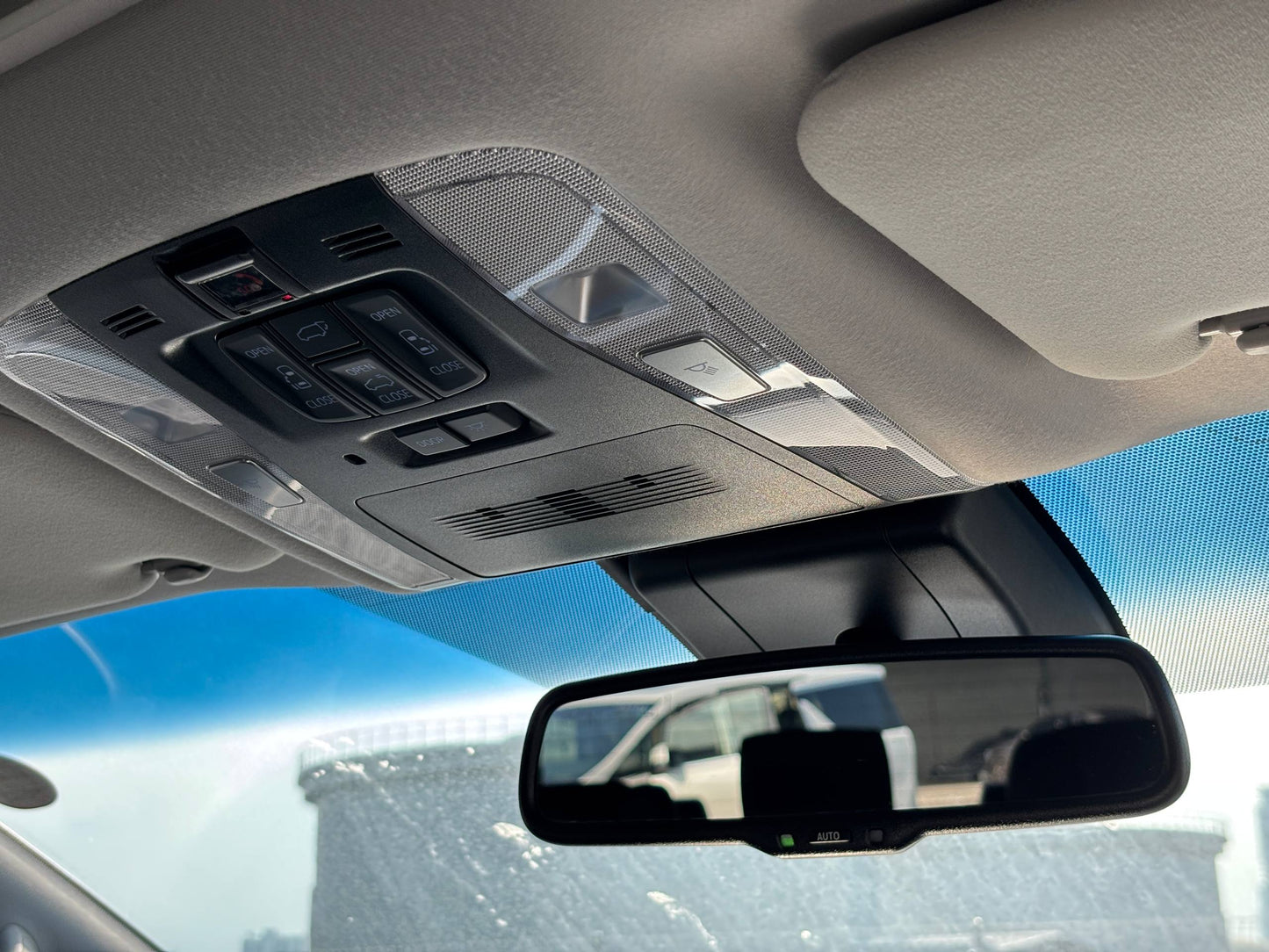 ALPHARD 2.5 SC PACKAGE MODELLISTA