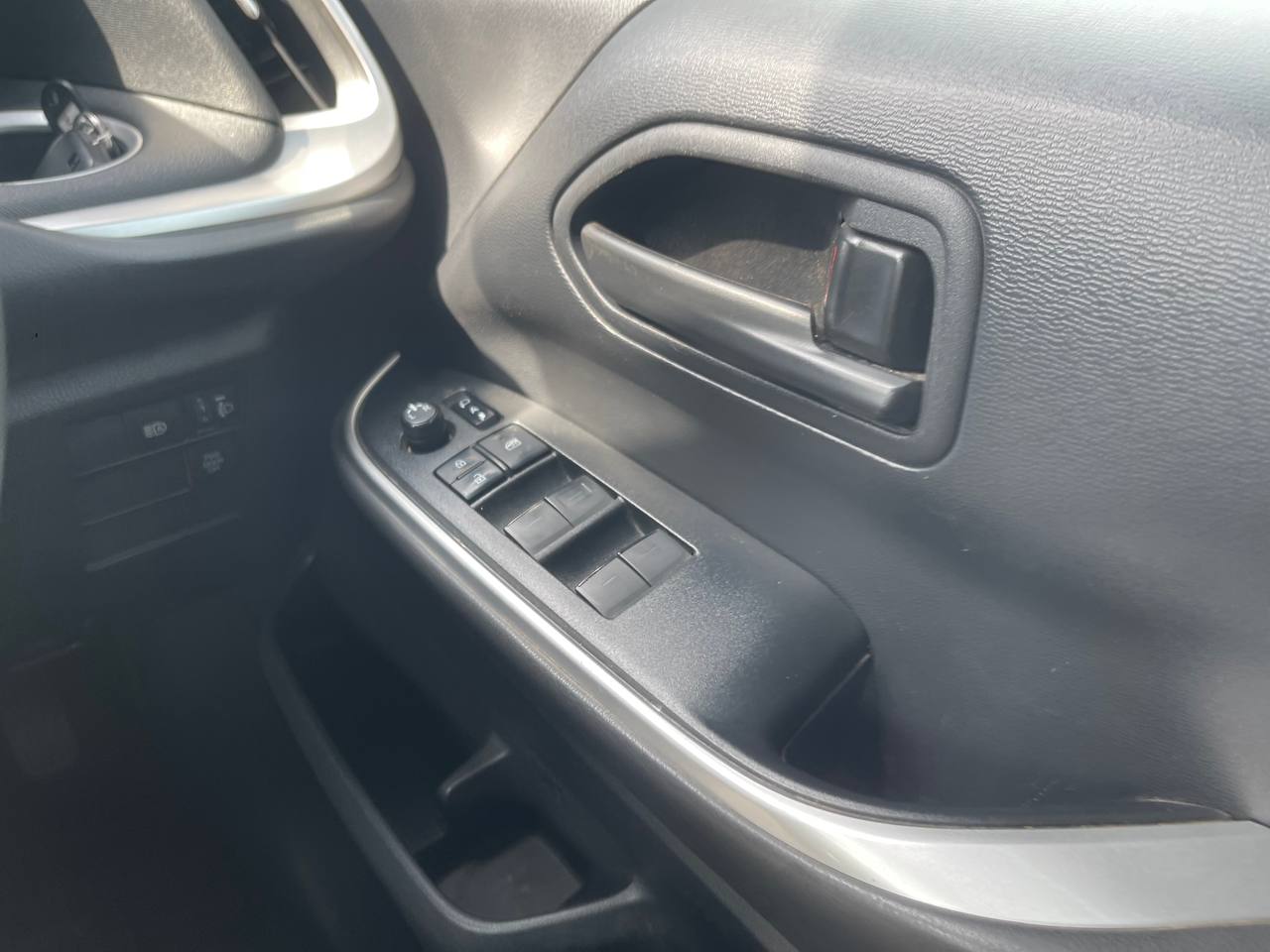 VOXY 2.0 S-G (NEW MODEL)