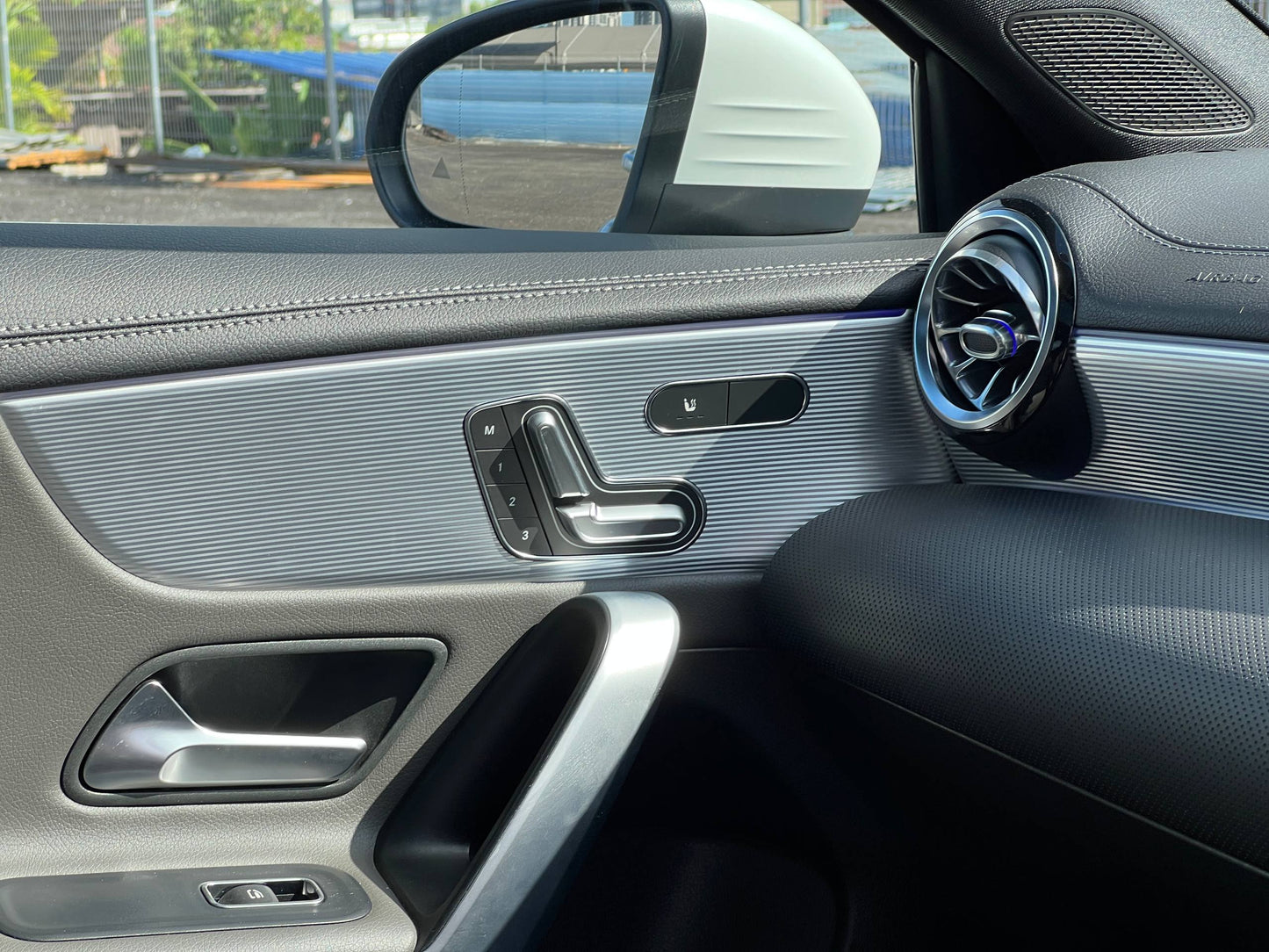 A180 AMG SEDAN 1.3T LEATHER EXCLUSIVE PACK