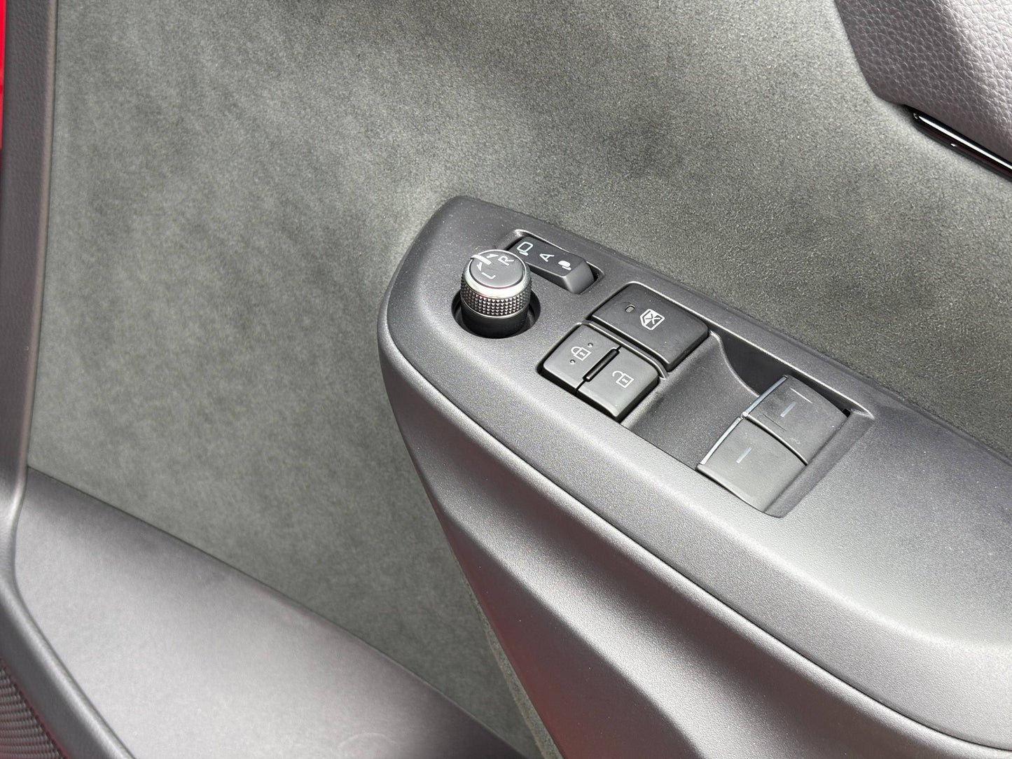 GR YARIS RZ 1.6 4WD MT