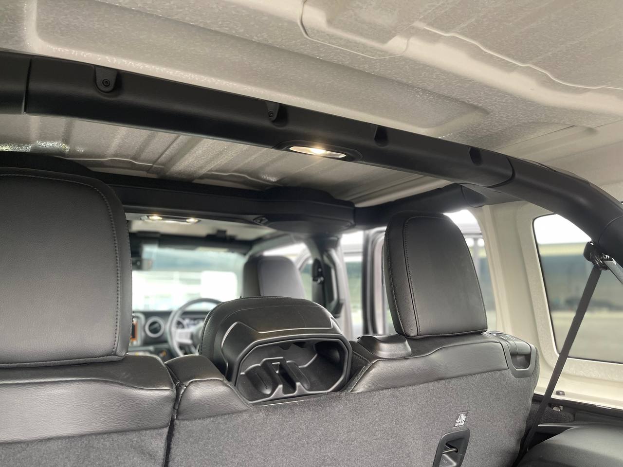 JEEP WRANGLER UNLIMITED SAHARA 4WD 2.0T