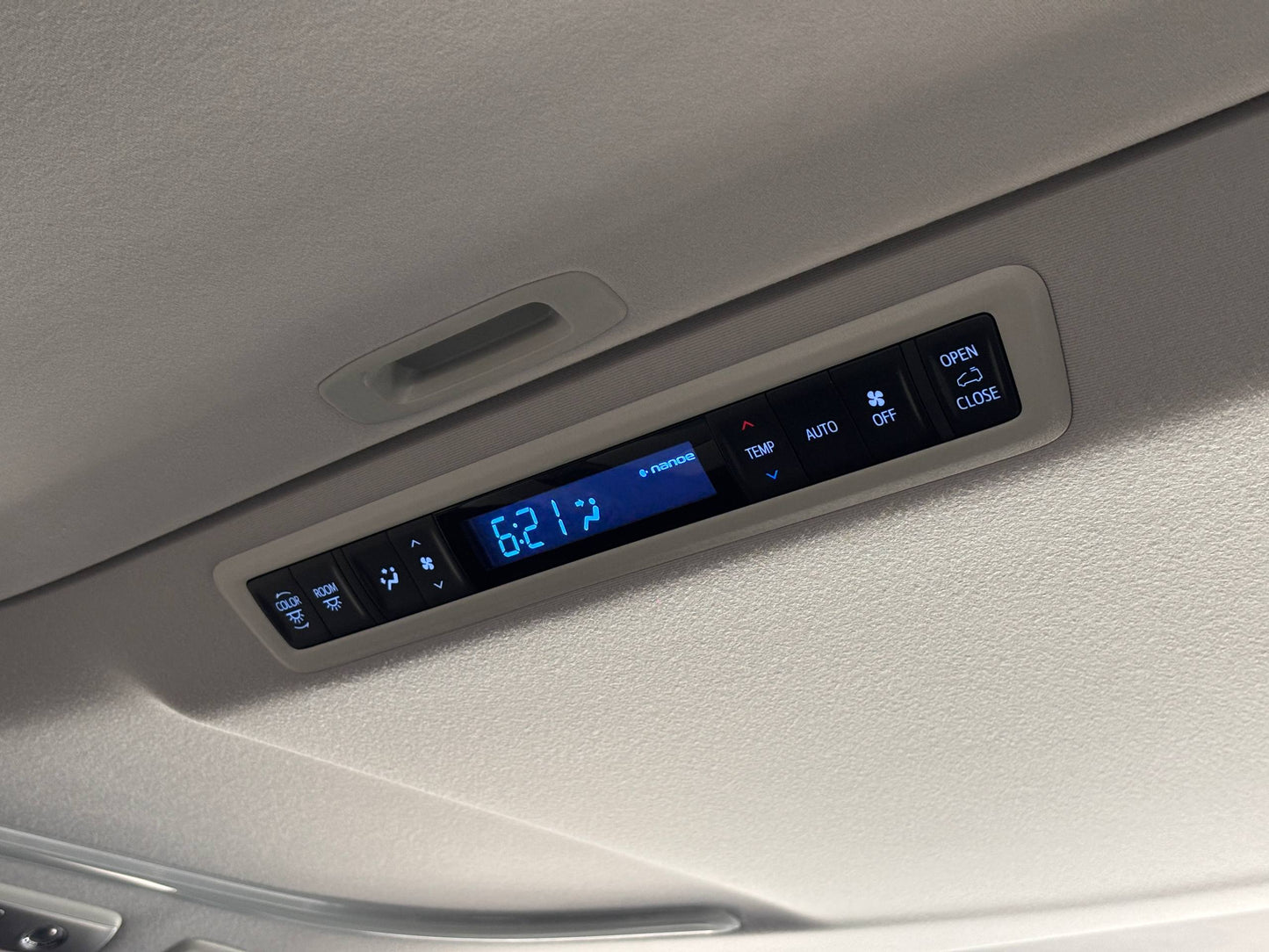 ALPHARD 2.5 SC PACKAGE MODELLISTA