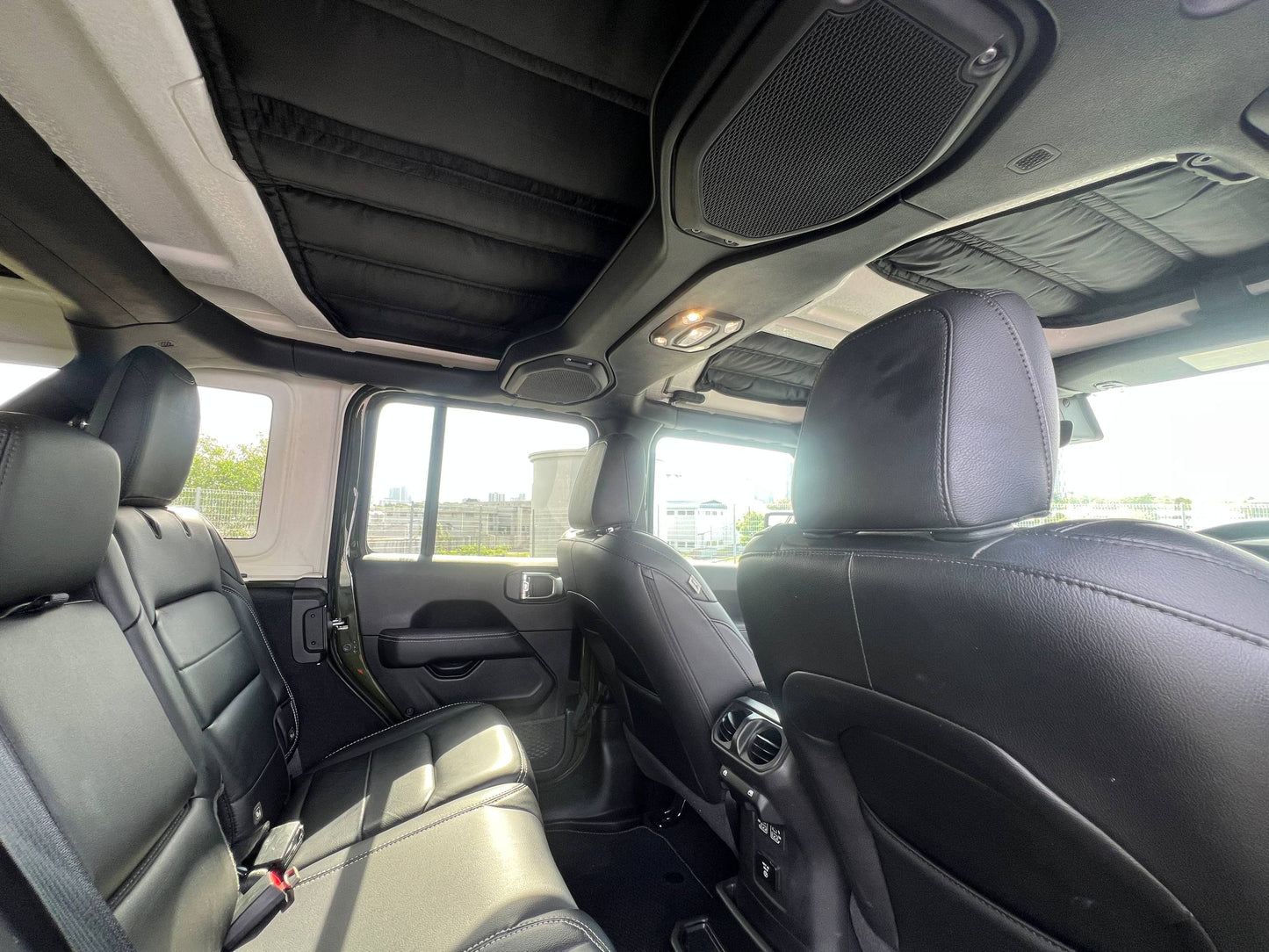 EEP WRANGLER SAHARA UNLIMITED 2.0T 4WD 80th ANNIVERSARY EDITION