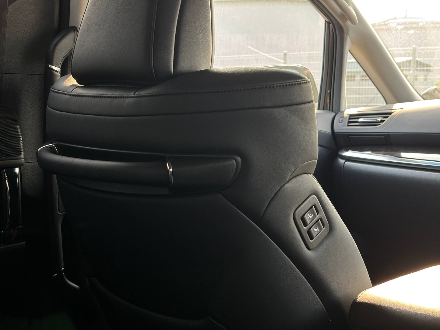 ALPHARD 2.5 SC PACKAGE MODELLISTA