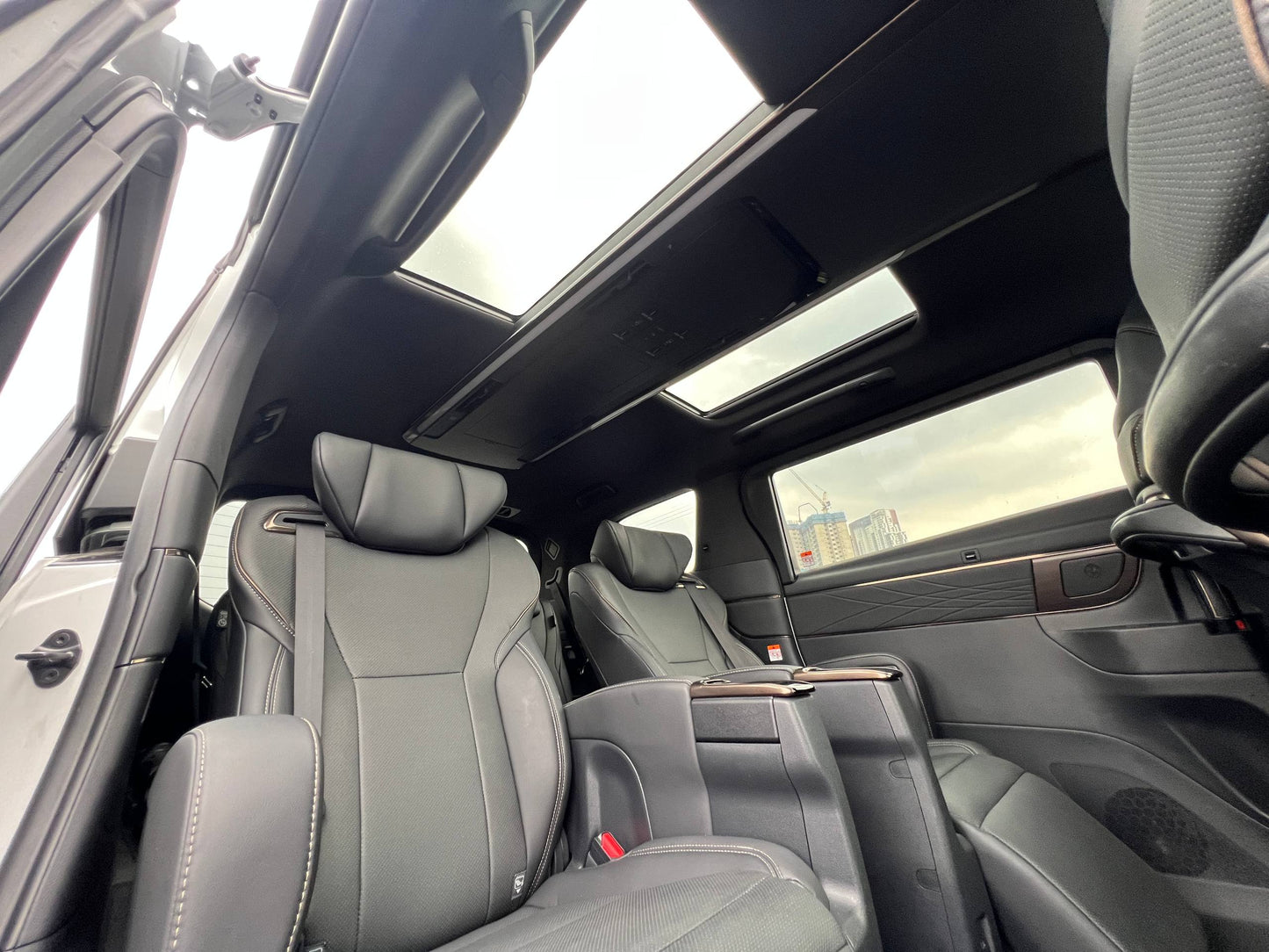 ALPHARD 2.5 Z NEW MODEL