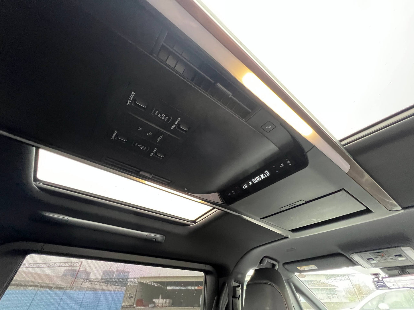 TOYOTA ALPHARD Z MODELLISTA