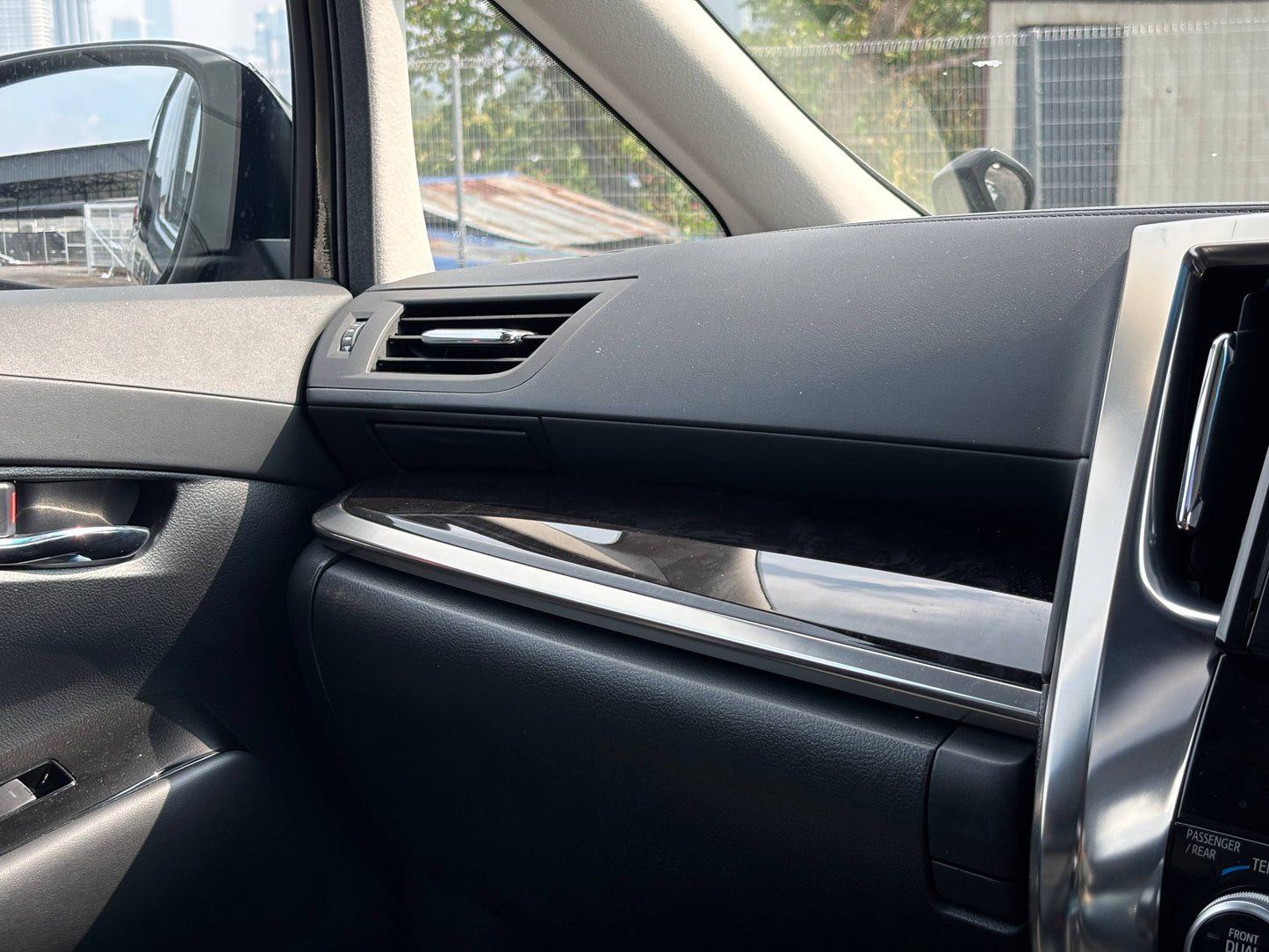 ALPHARD 2.5 SC PACKAGE MODELLISTA