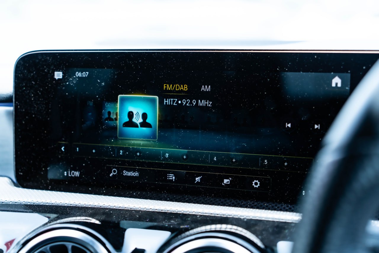 2021 MERCEDES BENZ CLA200 AMG LINE 1.3T PREMIUM PLUS