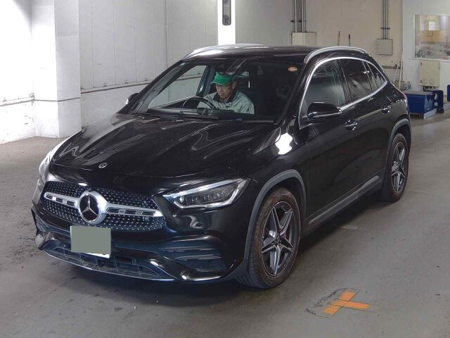 MERCEDES-BENZ GLA180 AMG 1.3T