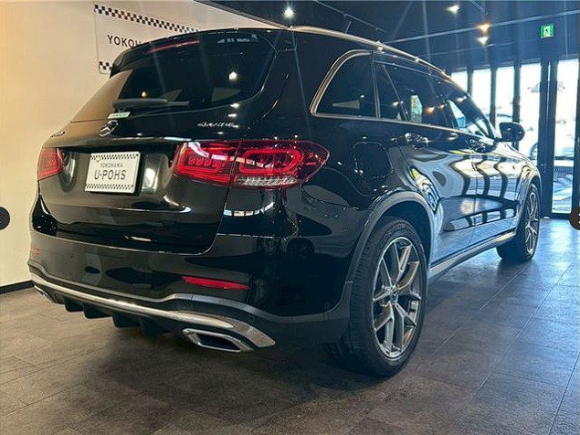 MERCEDES-BENZ GLC300 AMG LINE 4MATIC 2.0T
