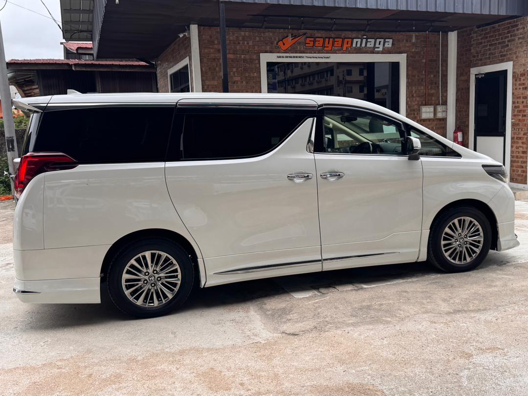 TOYOTA ALPHARD 2.5 G