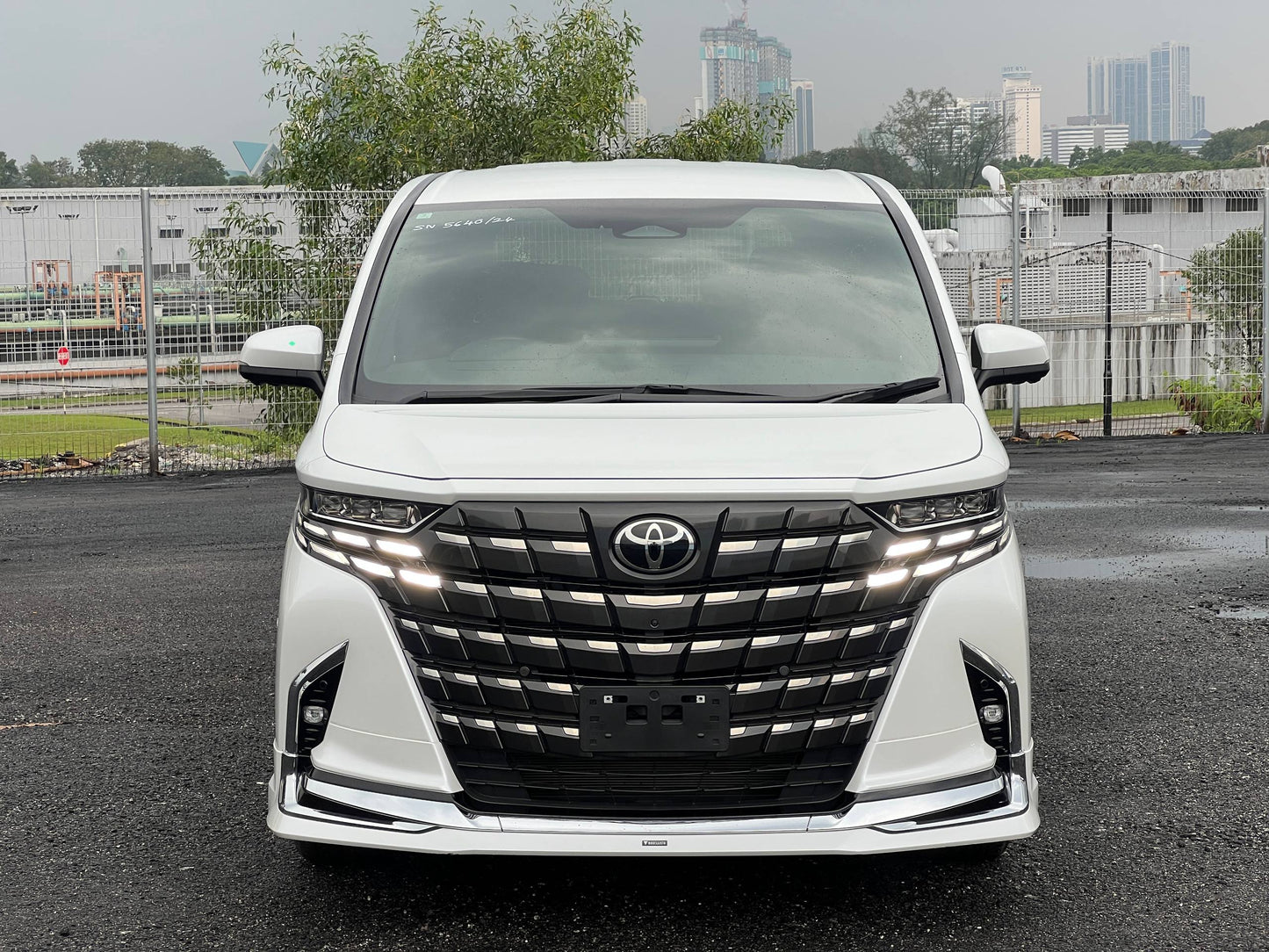 ALPHARD 2.5 Z NEW MODEL