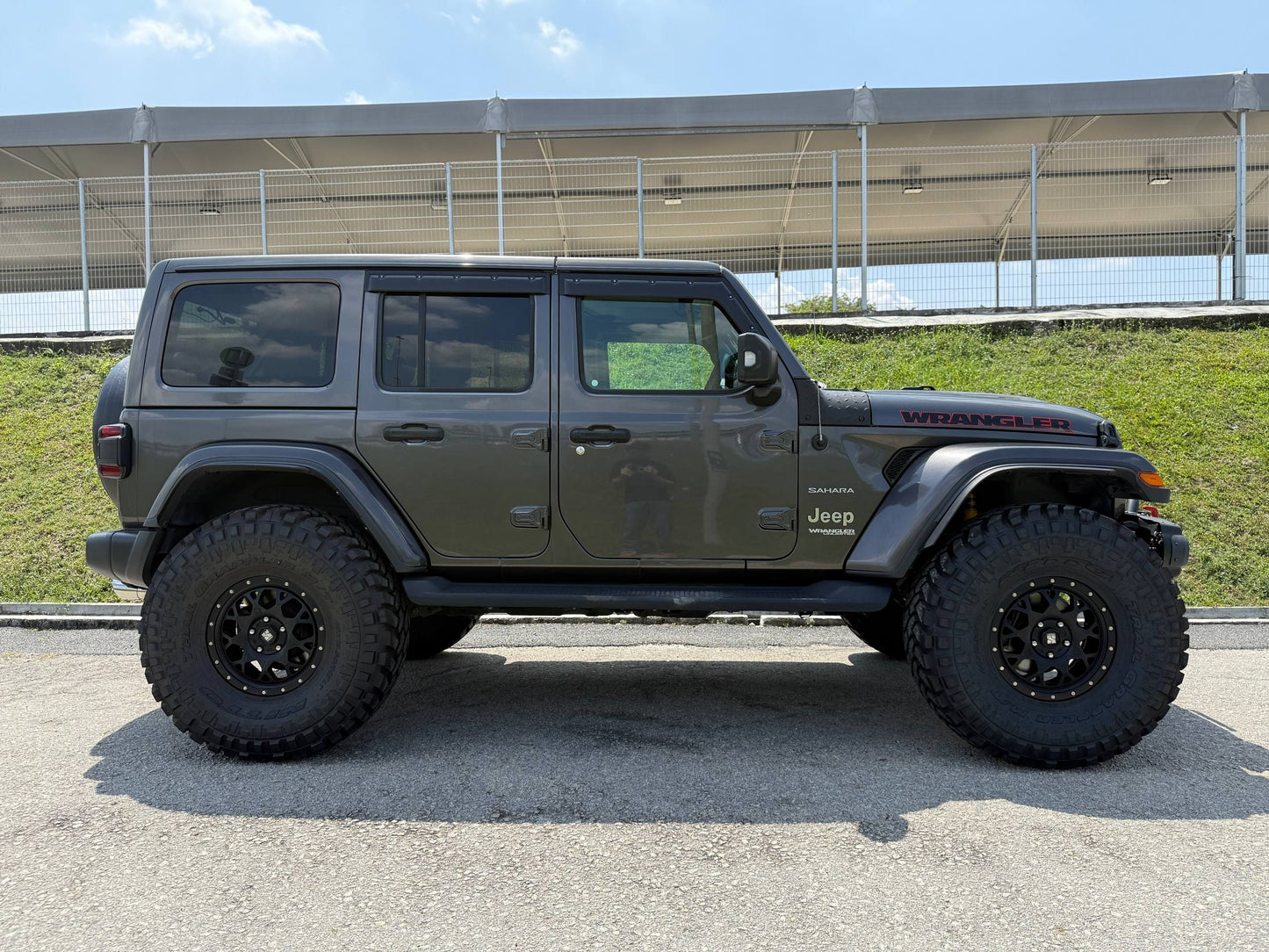 JEEP WRANGLER UNLIMITED SAHARA 4WD 2.0T