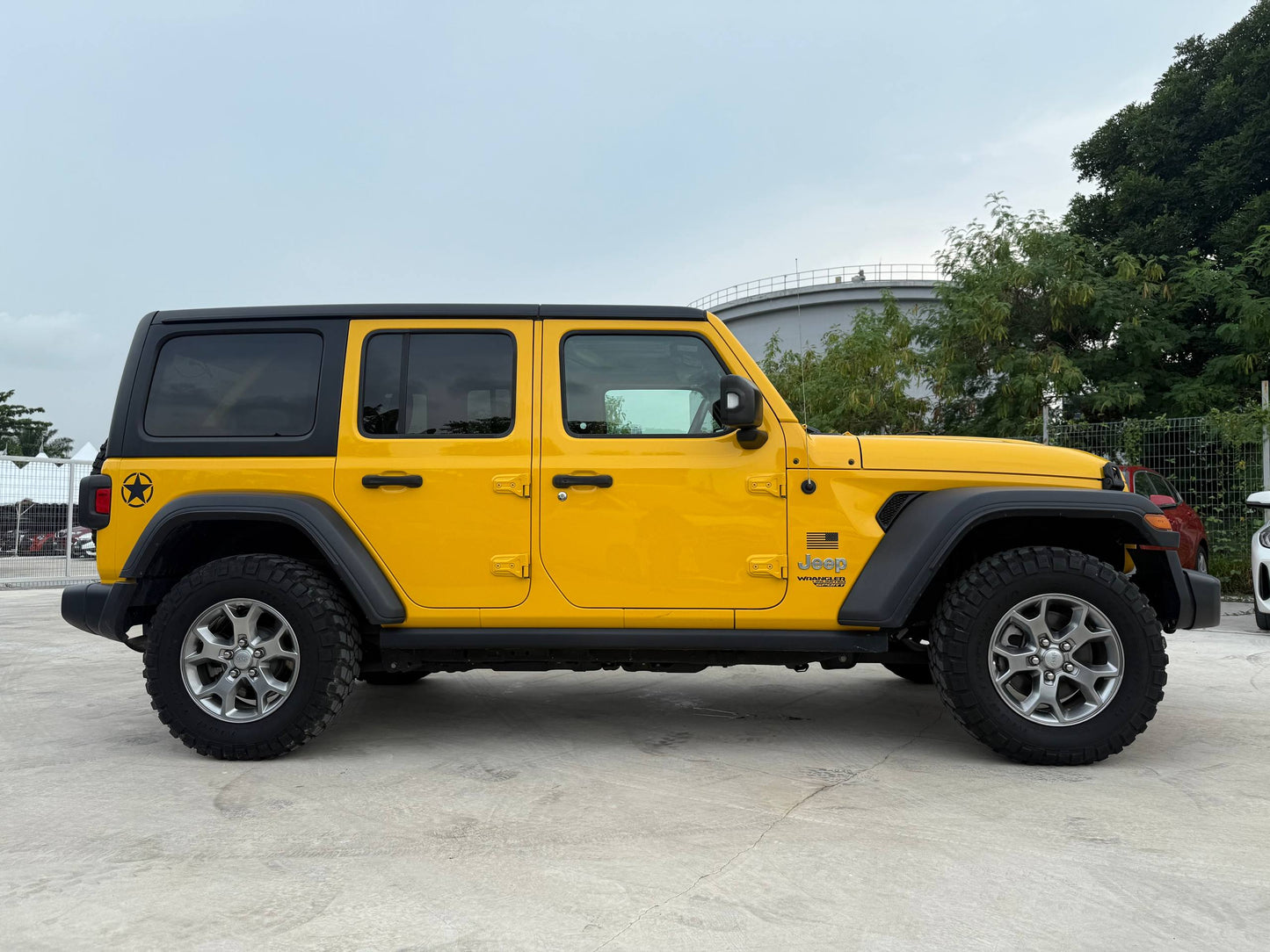 JEEP WRANGLER UNLIMITED FREEDOM EDITION MILITARY THEME 4WD 2.0T