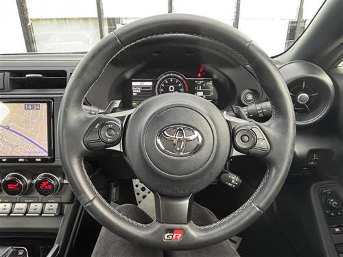 TOYOTA GR86 RZ 2.4 (AT) JAPAN SPEC