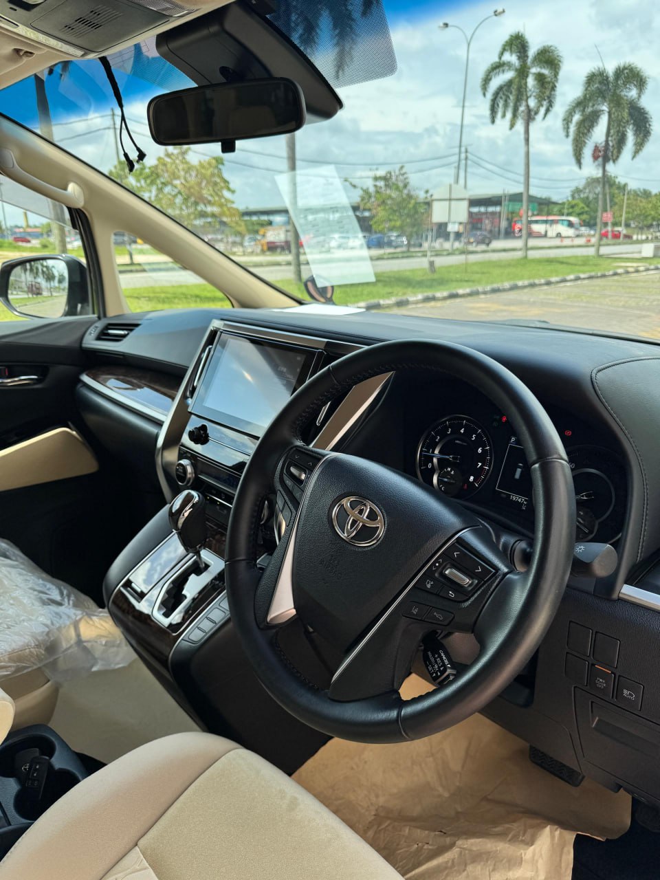 TOYOTA ALPHARD 2.5X