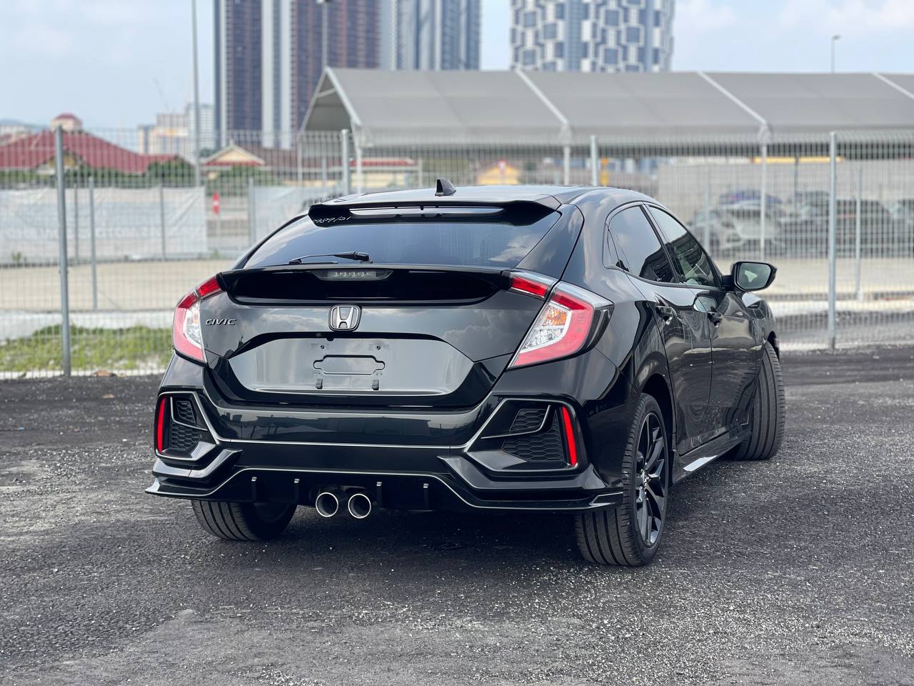 CIVIC HATCHBACK 1.5T FK7 (AT)
