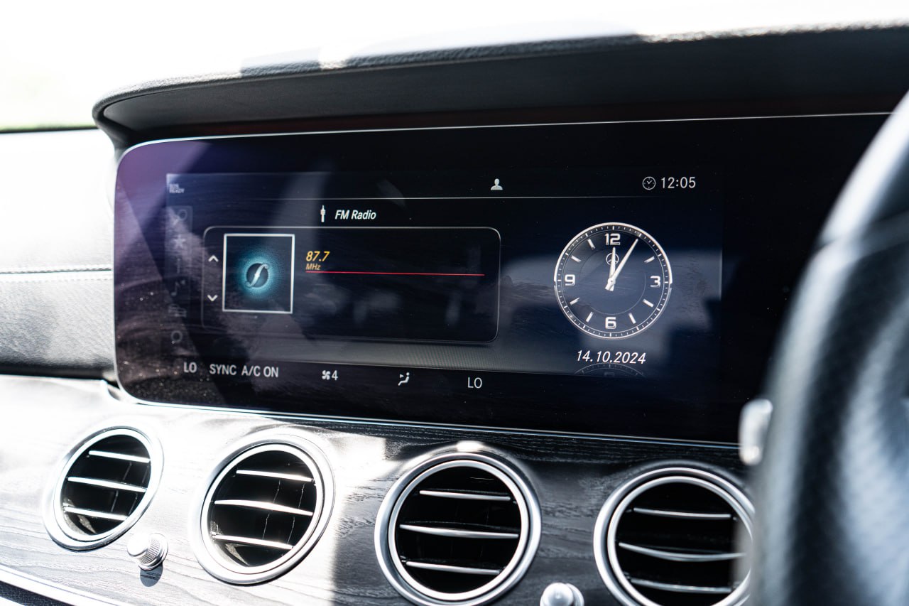 2018 MERCEDES BENZ E200 AMG SPORT 2.0 T ADVANCE PACKAGE