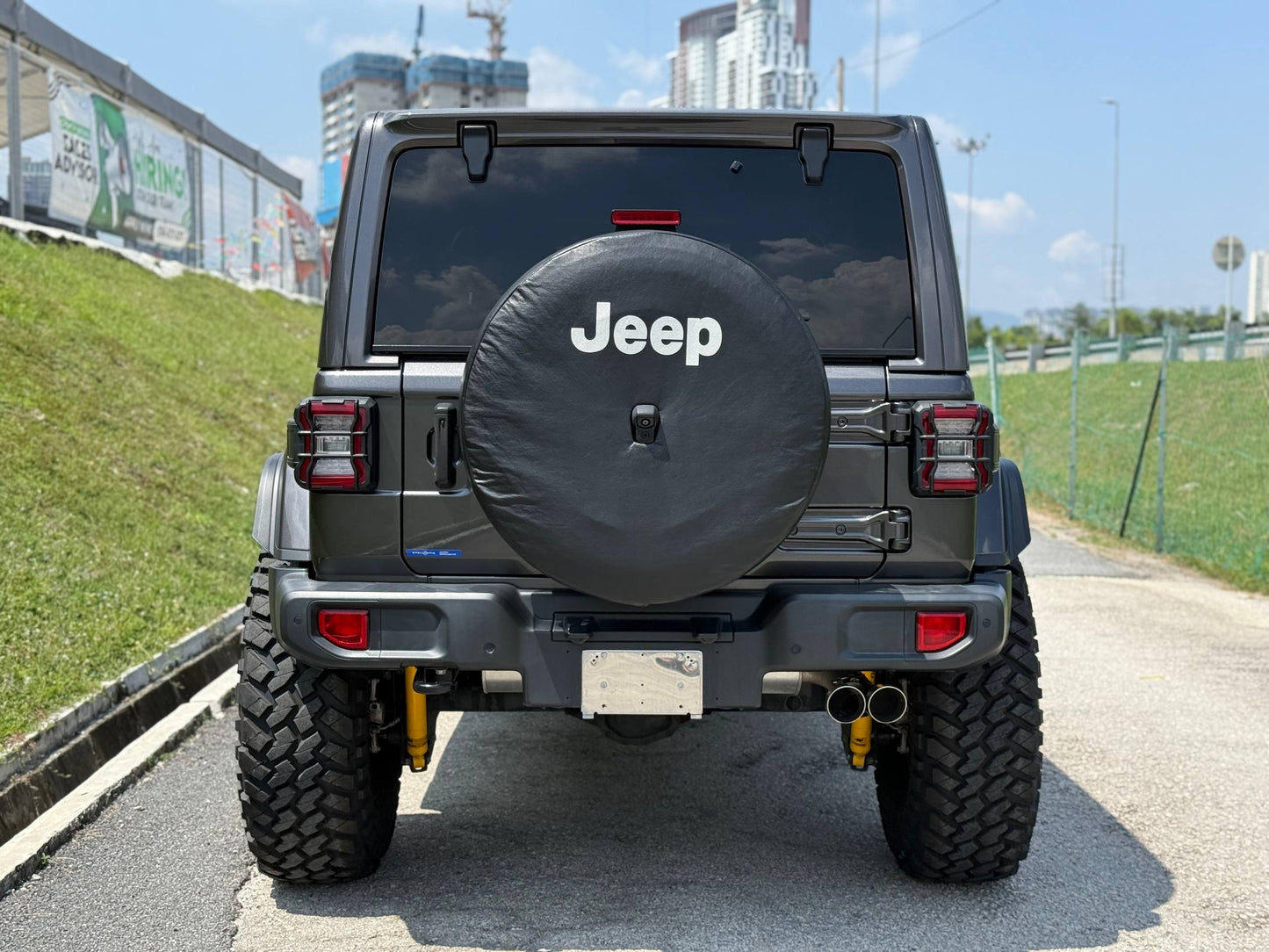 JEEP WRANGLER UNLIMITED SAHARA 4WD 2.0T