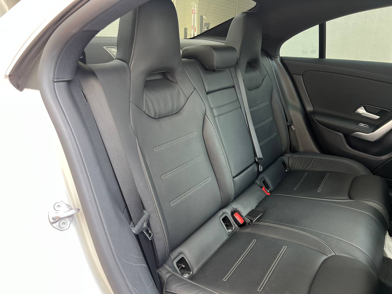 MERCEDES CLA200 AMG LINE 1.3T PREMIUM-PLUS (WHITE)