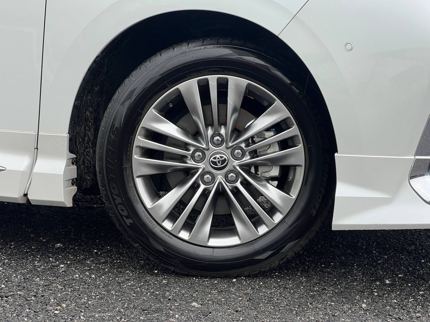 ALPHARD 2.5 Z NEW MODEL