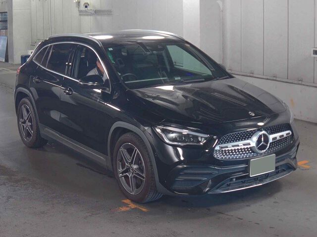 MERCEDES-BENZ GLA180 AMG 1.3T