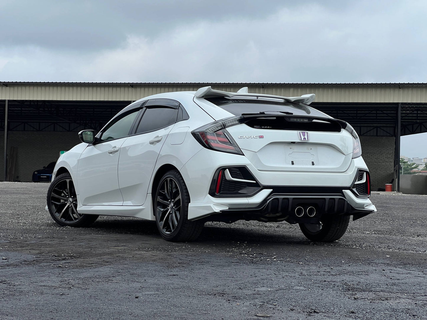 CIVIC HATCHBACK 1.5T FK7 (AT)